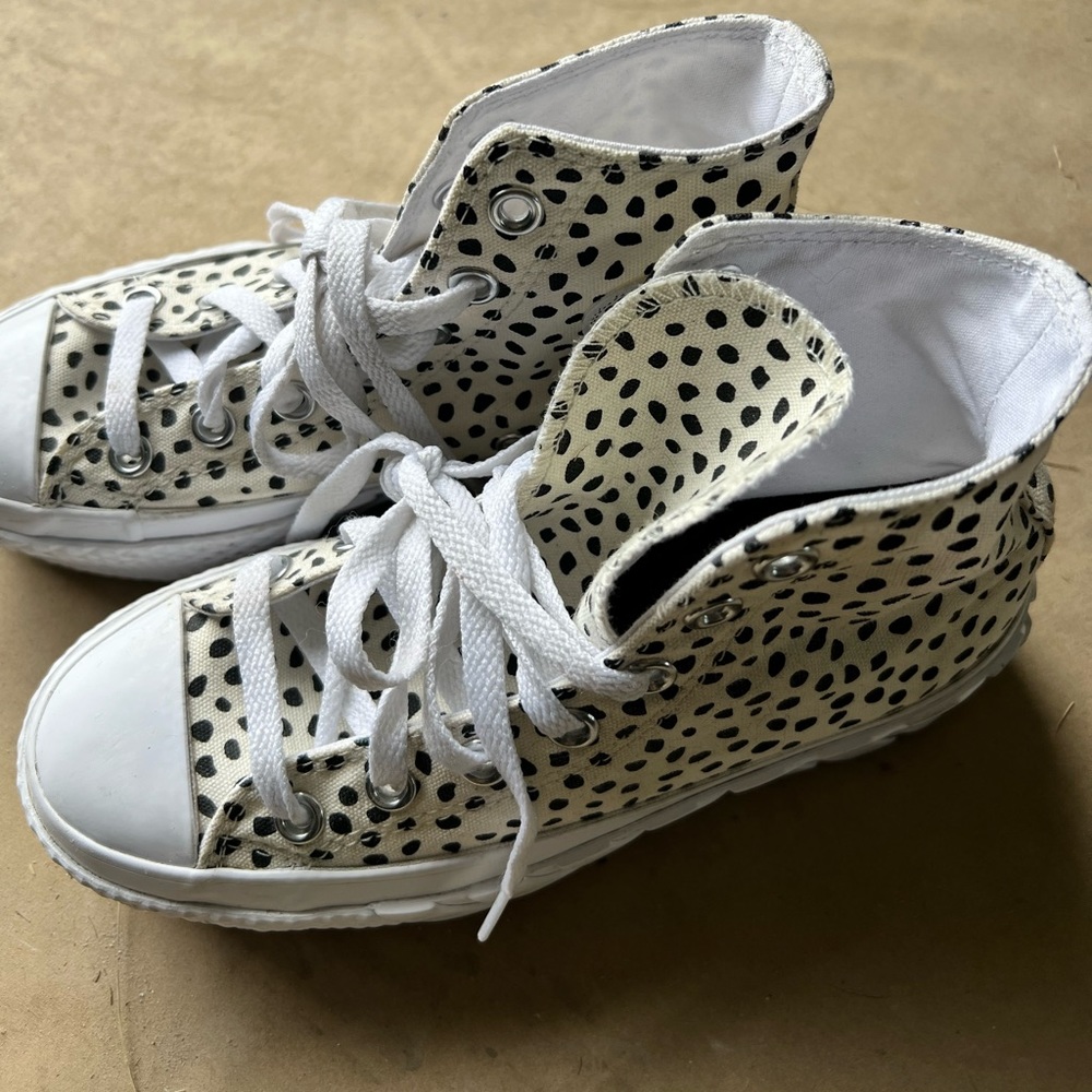 Converse platforms shoes